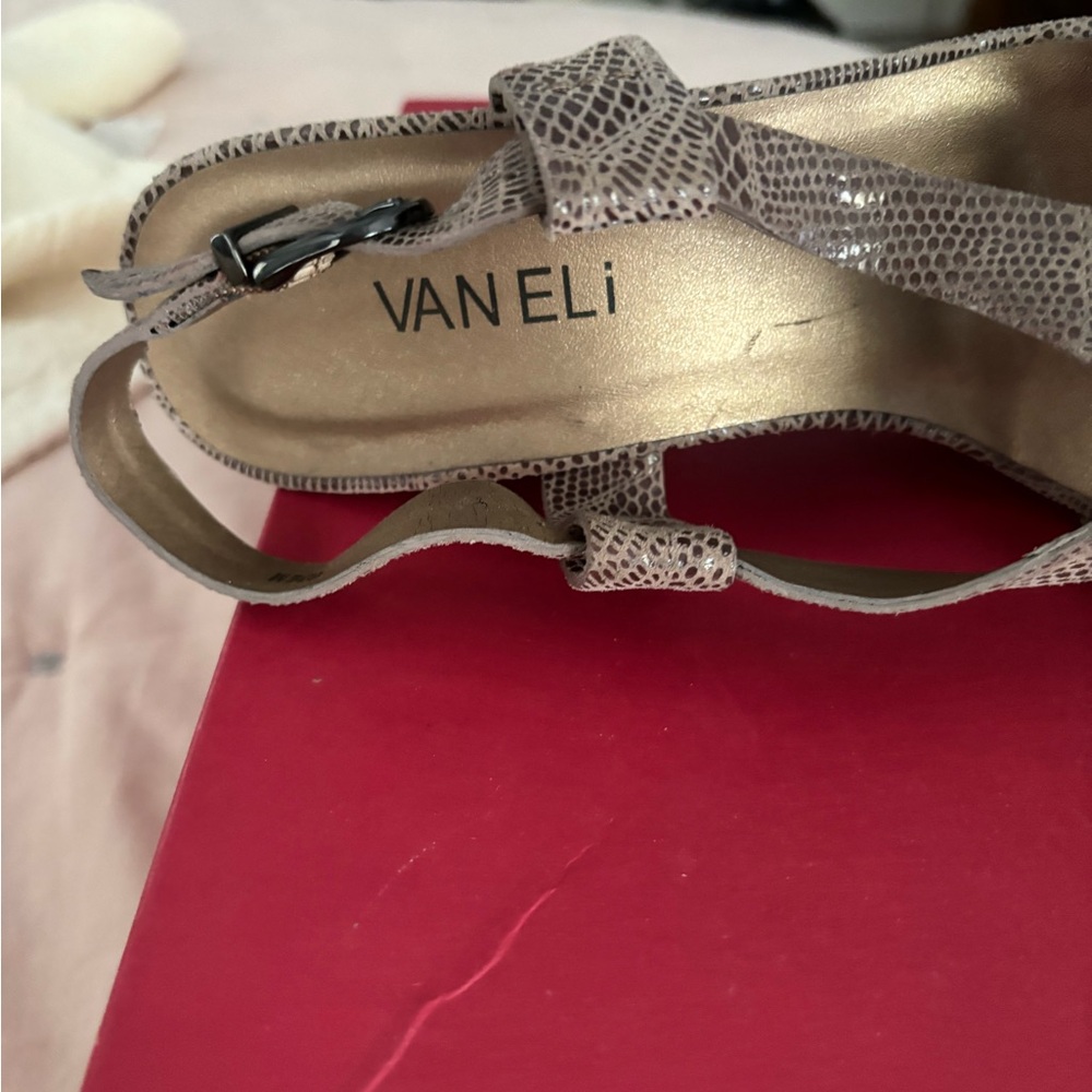 Vanelli summer heels